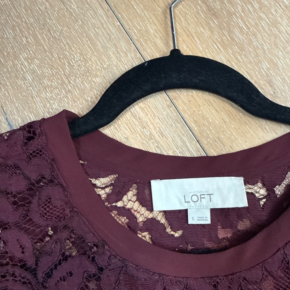 ❄️Lace Top - Picture 2 of 3